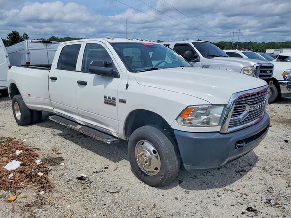 2018 RAM 3500 ST CREW CAB 4X4