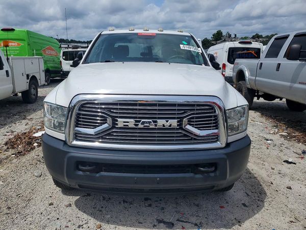 2018 RAM 3500 ST CREW CAB 4X4