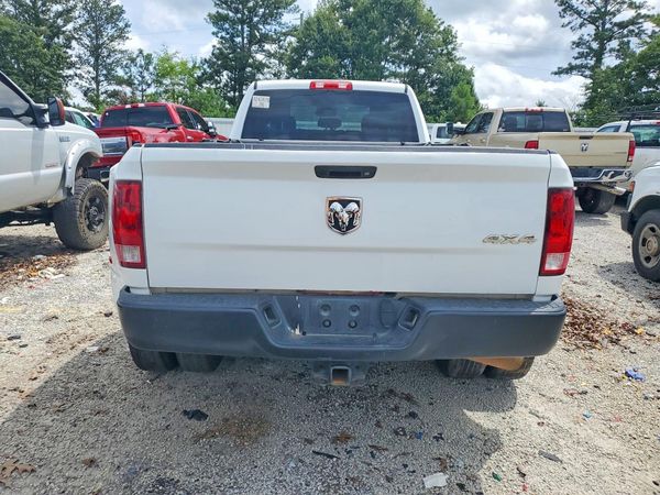 2018 RAM 3500 ST CREW CAB 4X4