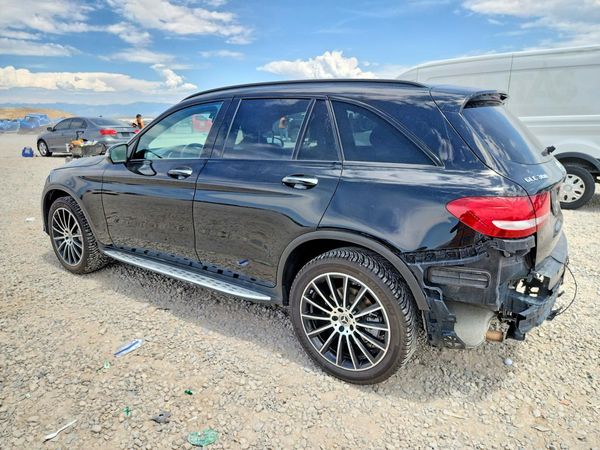 2019 MERCEDES-BENZ GLC GLC 300-4M