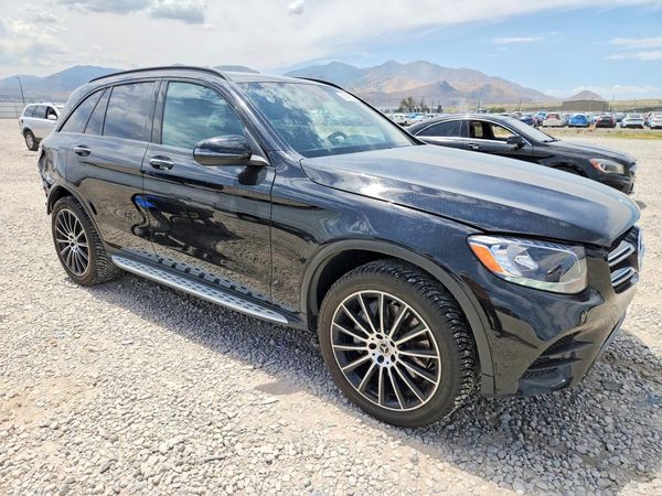 2019 MERCEDES-BENZ GLC GLC 300-4M