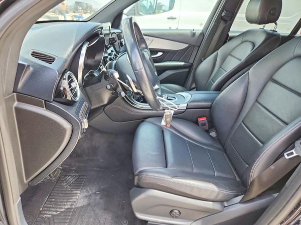 2019 MERCEDES-BENZ GLC GLC 300-4M