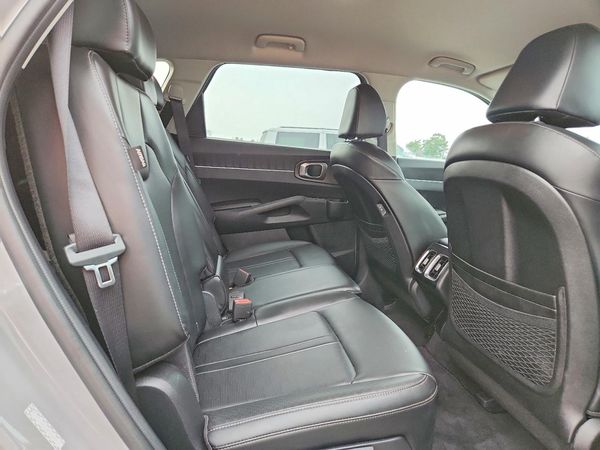 2025 KIA SORENTO