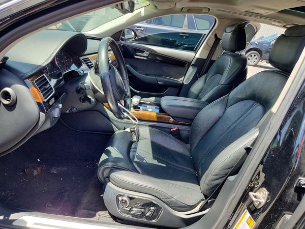 2016 AUDI A8 quattro L