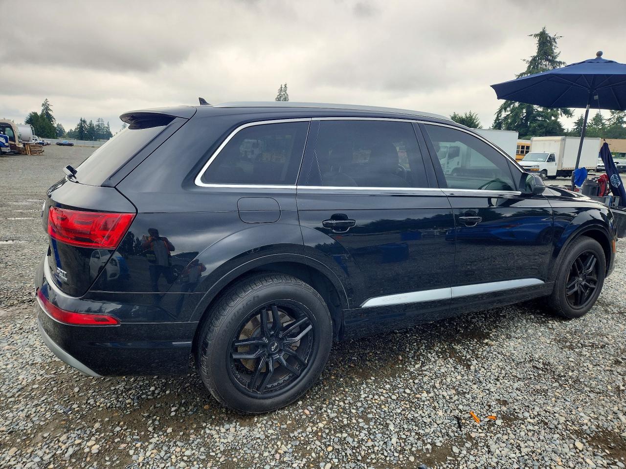 2018 AUDI Q7 quattro Premium Plus