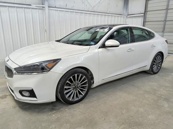 2017 KIA CADENZA