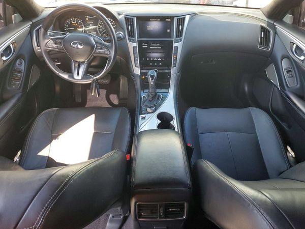 2021 INFINITI Q50 LUXE