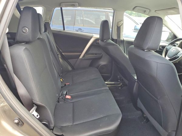 2015 TOYOTA RAV4 LE (X Grade)
