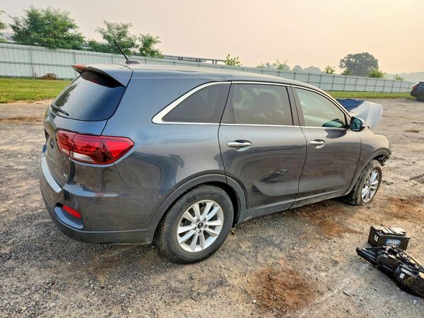 2020 KIA SORENTO