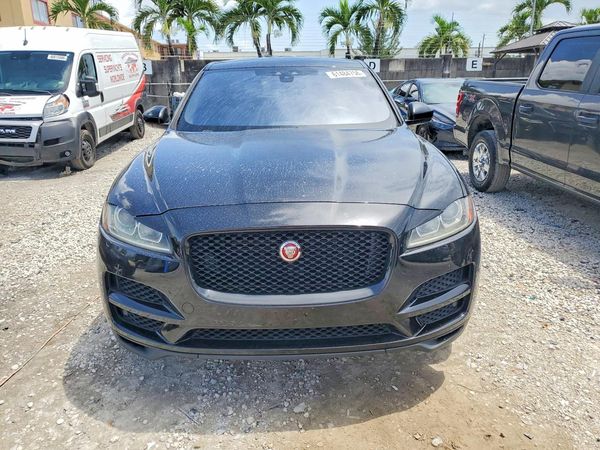 2018 JAGUAR F-PACE S