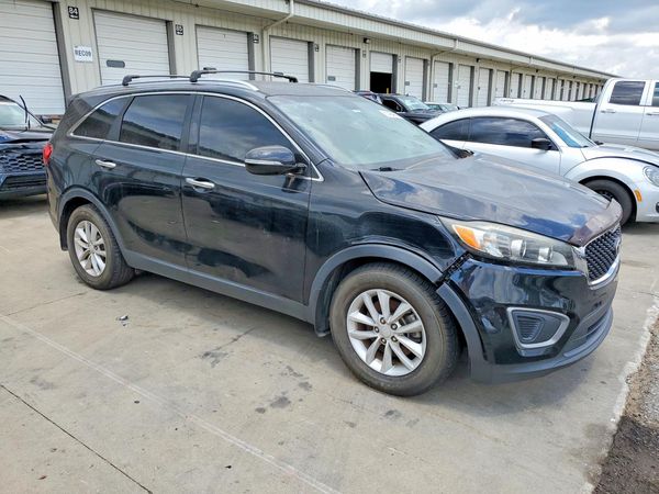 2016 KIA SORENTO L / LX