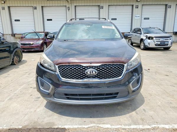 2016 KIA SORENTO L / LX