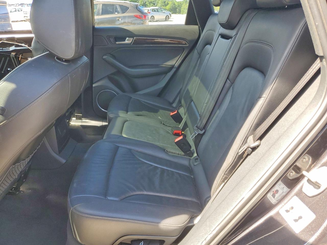 2016 AUDI Q5