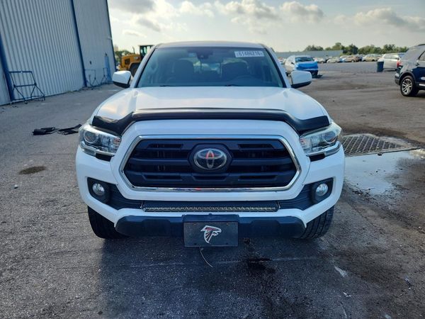 2018 TOYOTA TACOMA