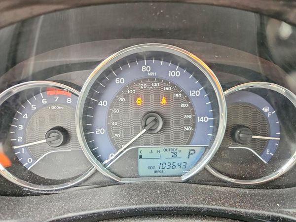 2015 TOYOTA COROLLA