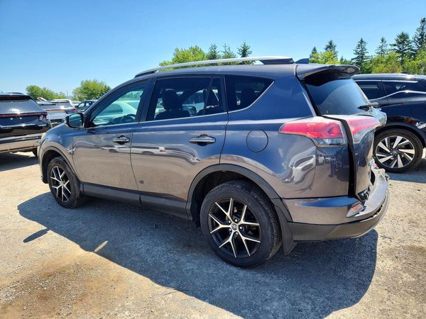 2017 TOYOTA RAV4 SE