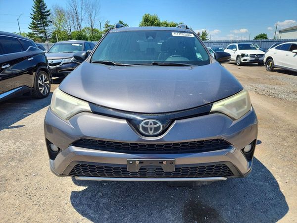 2017 TOYOTA RAV4 SE