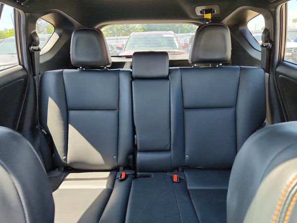 2017 TOYOTA RAV4 SE