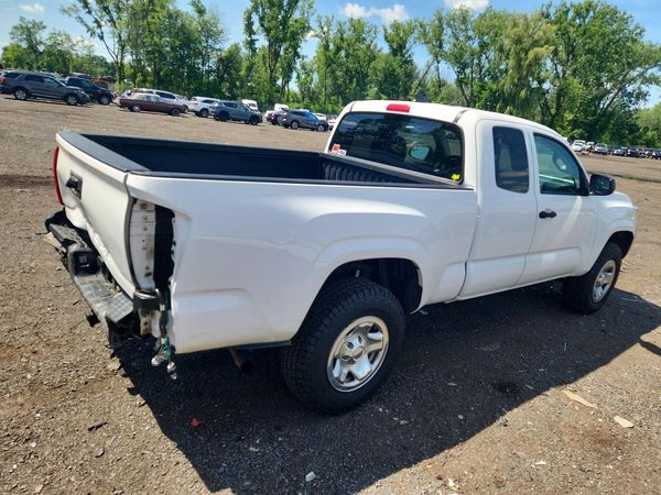 2019 TOYOTA TACOMA SR5