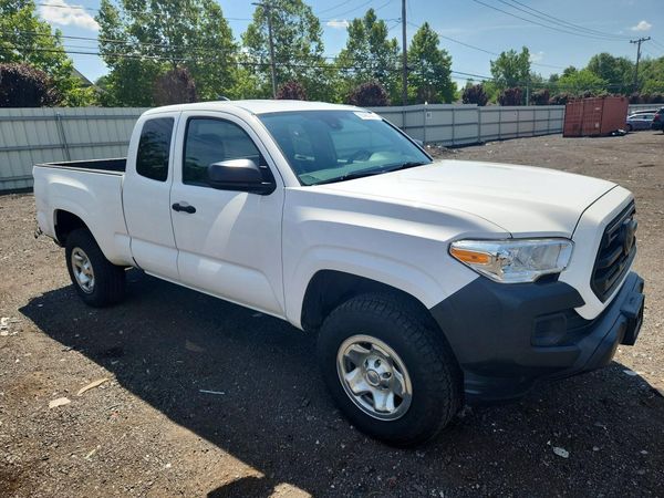 2019 TOYOTA TACOMA SR5