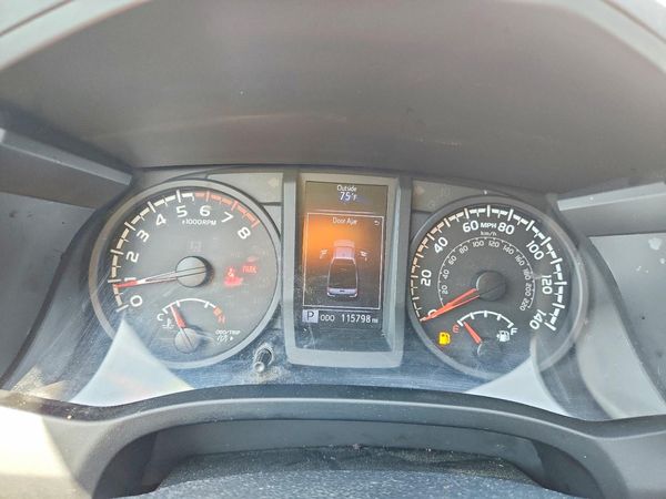 2019 TOYOTA TACOMA SR5