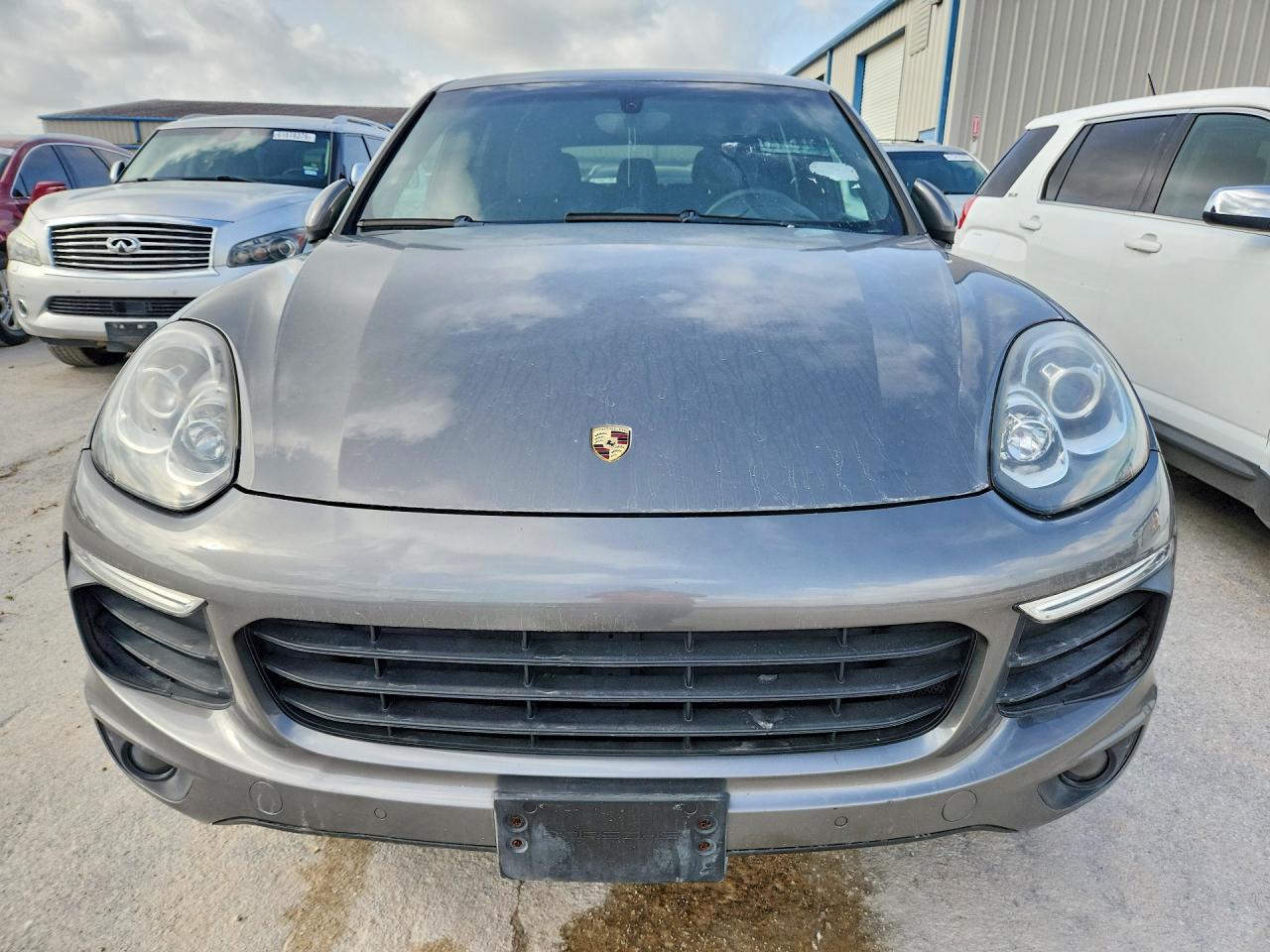 2016 PORSCHE CAYENNE