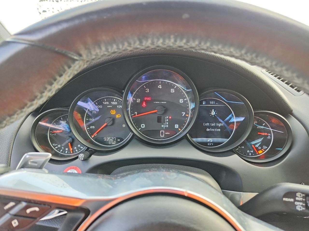 2016 PORSCHE CAYENNE