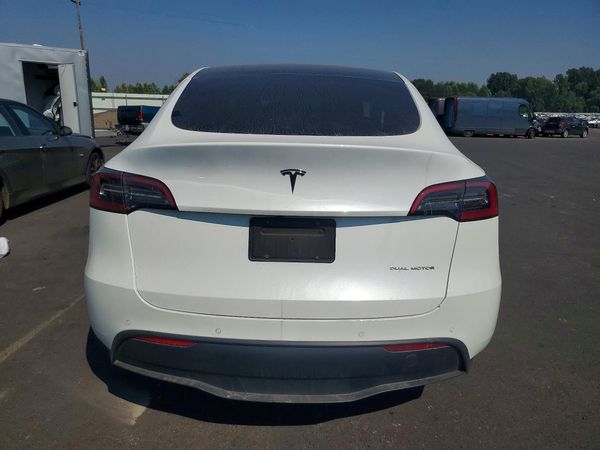 2021 TESLA MODEL  Y