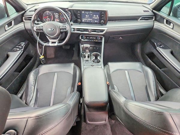 2021 KIA K5 GT-Line