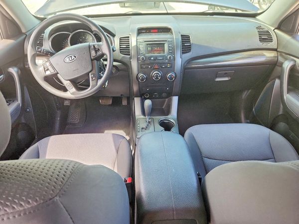 2013 KIA SORENTO
