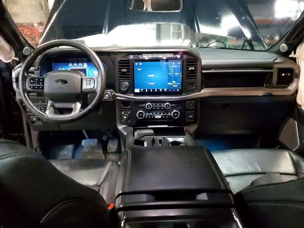 2024 FORD F150