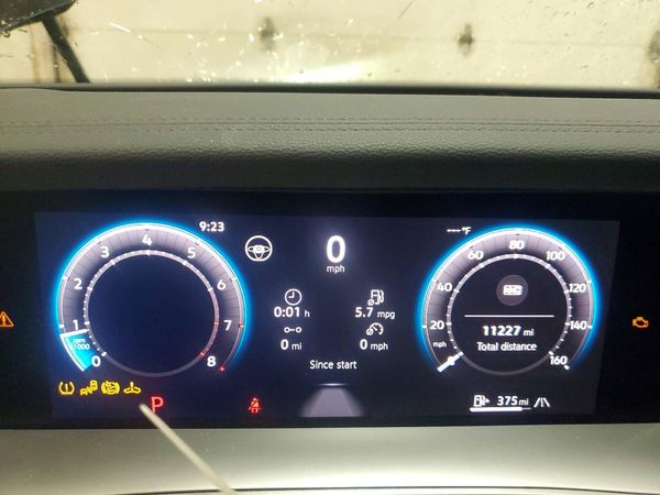 2025 VOLKSWAGEN TIGUAN 4Motion SE