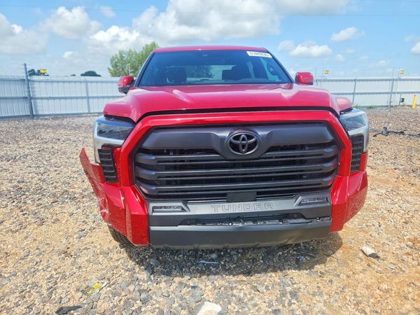 2026 TOYOTA TUNDRA SR5
