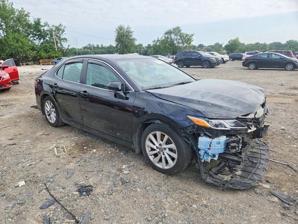 2023 TOYOTA CAMRY LE — Passenger 3/4