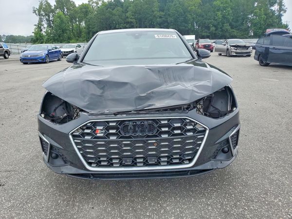 2021 AUDI A4 quattro Premium Plus