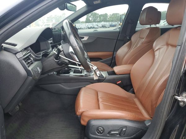 2021 AUDI A4 quattro Premium Plus