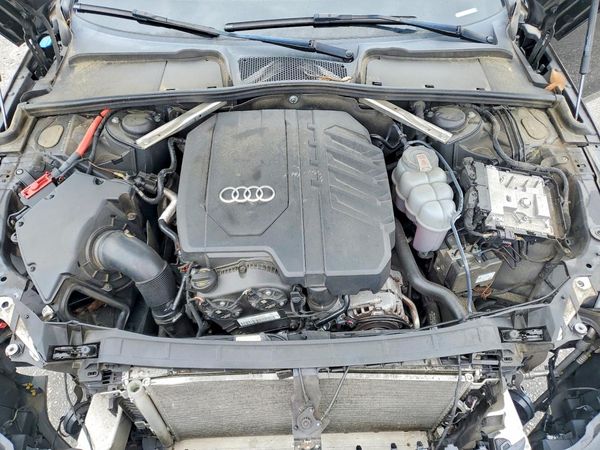 2021 AUDI A4 quattro Premium Plus