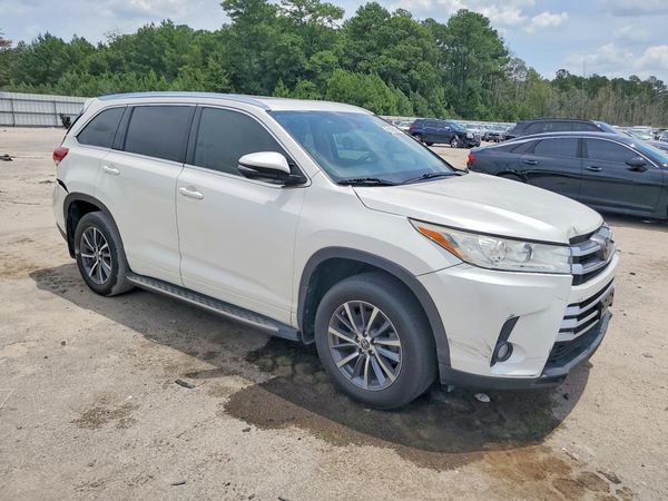 2018 TOYOTA HIGHLANDER SE/XLE