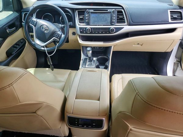 2018 TOYOTA HIGHLANDER SE/XLE