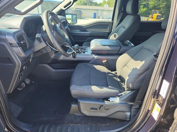 2025 FORD F150