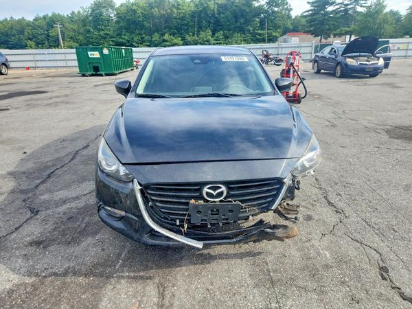 2018 MAZDA 3 Sport