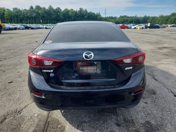 2018 MAZDA 3 Sport