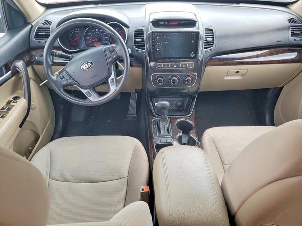2015 KIA SORENTO