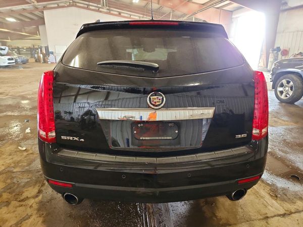 2015 CADILLAC SRX Performance