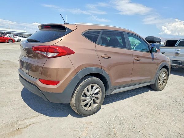 2017 HYUNDAI TUCSON