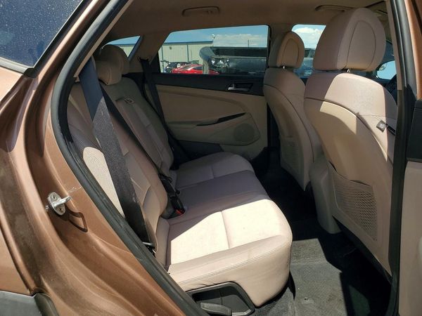 2017 HYUNDAI TUCSON