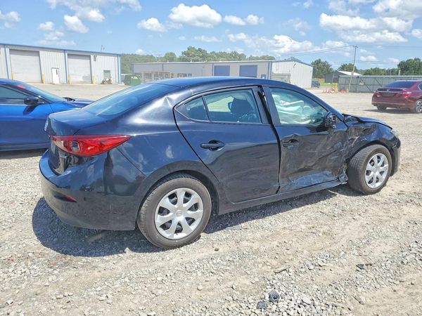 2016 MAZDA 3 SV/Base