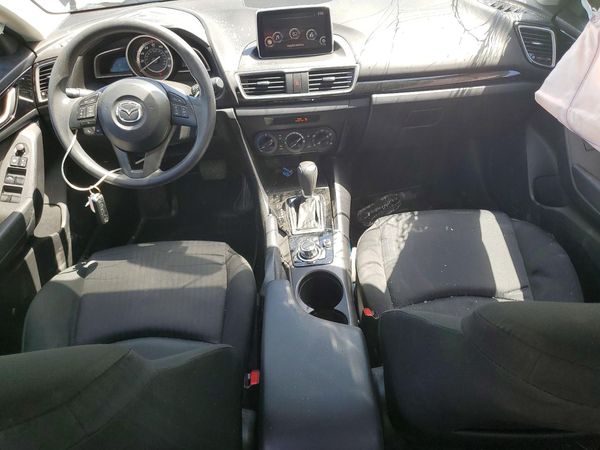 2016 MAZDA 3 SV/Base