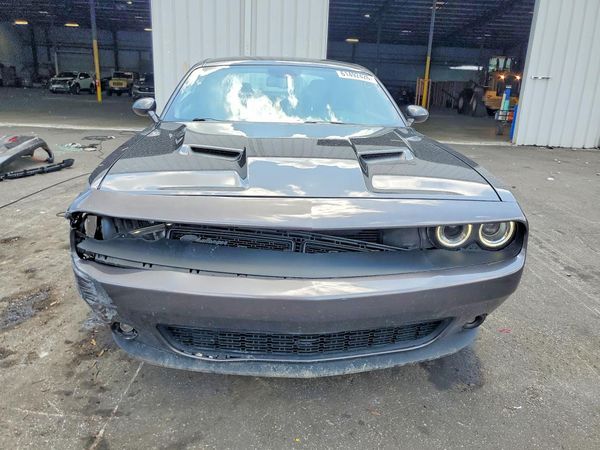 2023 DODGE CHALLENGER SXT