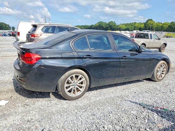 2018 BMW 320